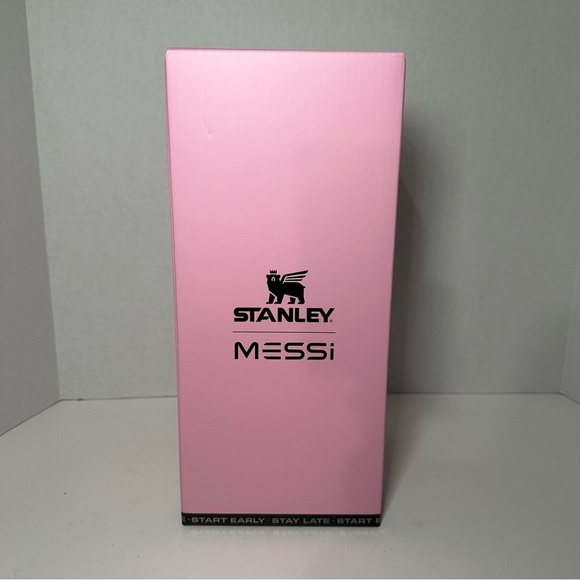 Stanley Messi Tumbler 40oz - Picture 4 of 8